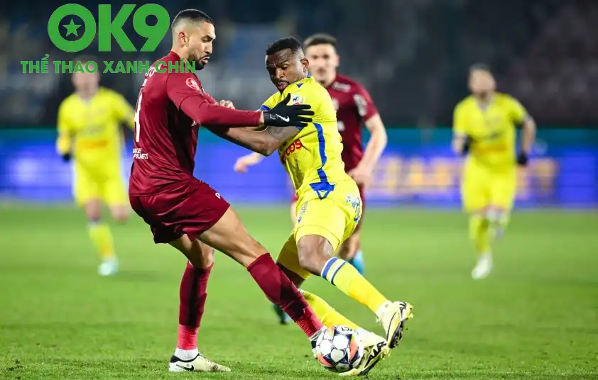 Petrolul và UTA Arad hứa hẹn sẽ tạo nên một màn đối đầu cân bằng Petrolul và UTA Arad hứa hẹn sẽ tạo nên một màn đối đầu cân bằng