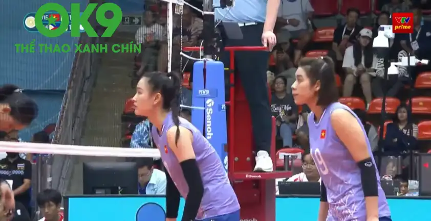 Kim Thanh và các đồng đội giải quyết đối thủ chỉ trong 3 set. Ảnh chụp màn hình Kim Thanh và các đồng đội giải quyết đối thủ chỉ trong 3 set. Ảnh chụp màn hình